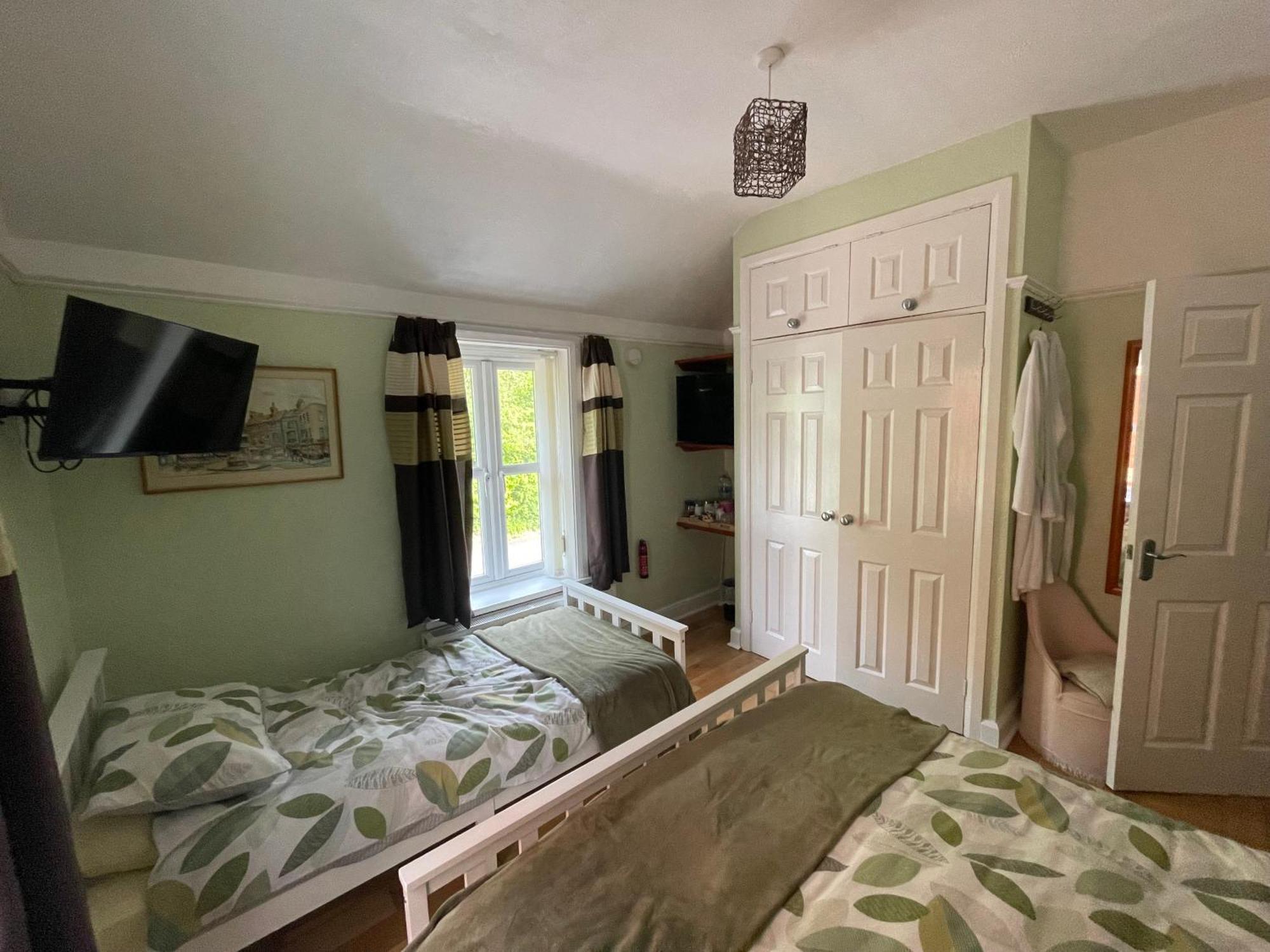 Twyford Homestay B&B Llandrindod Wells Bagian luar foto