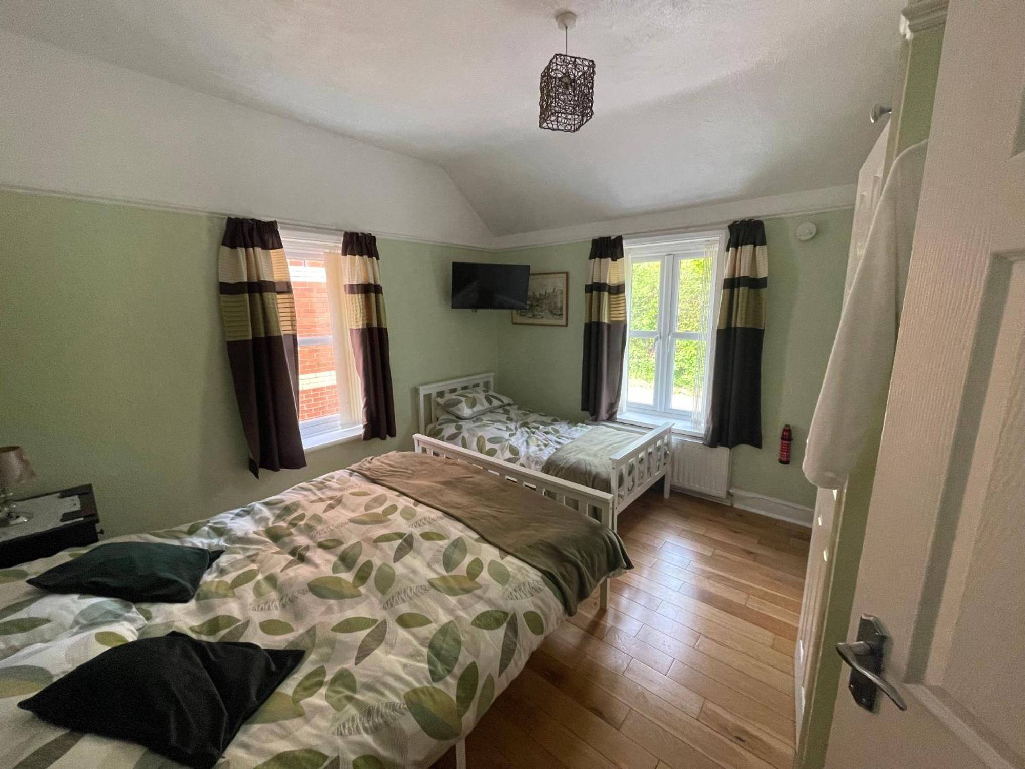 Twyford Homestay B&B Llandrindod Wells Bagian luar foto